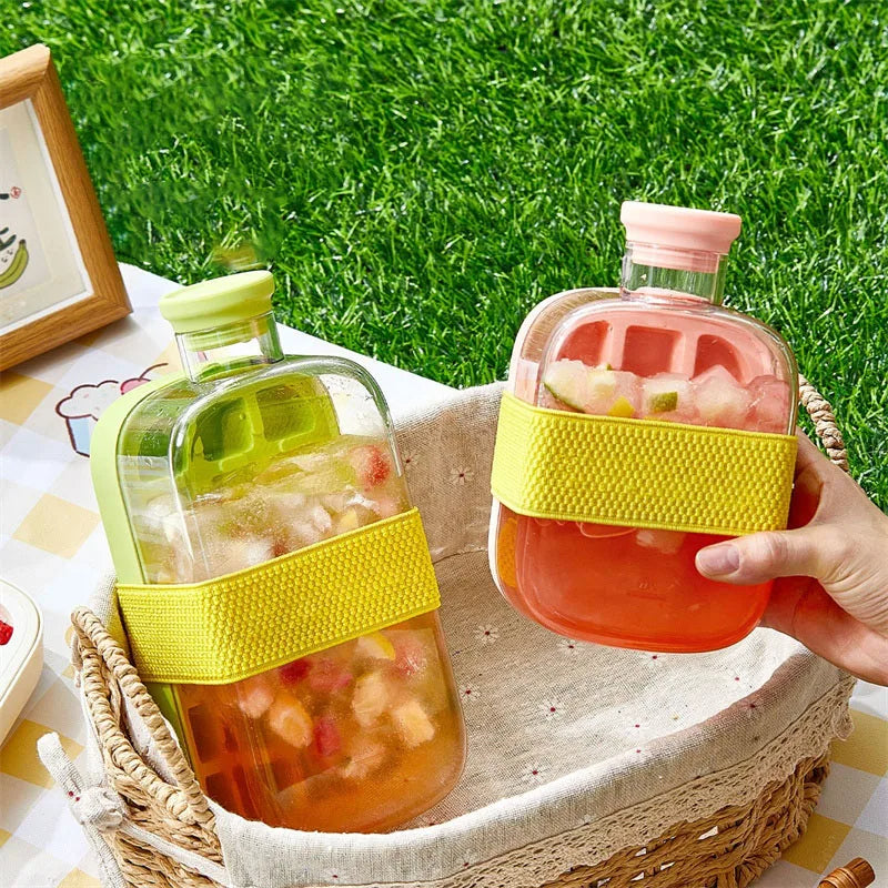 Tavă pentru cuburi de gheață cu pai